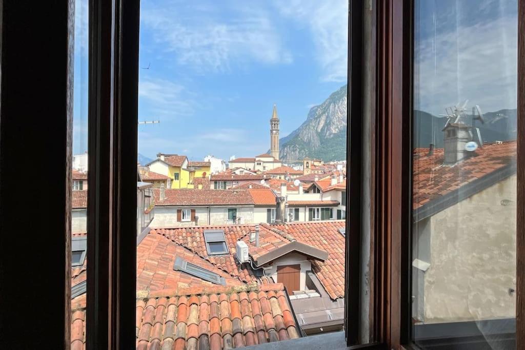 Appartement Nest On The Roofs - Affitti Brevi Italia à Lecco Extérieur photo