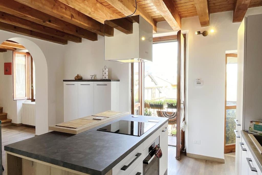 Appartement Nest On The Roofs - Affitti Brevi Italia à Lecco Extérieur photo